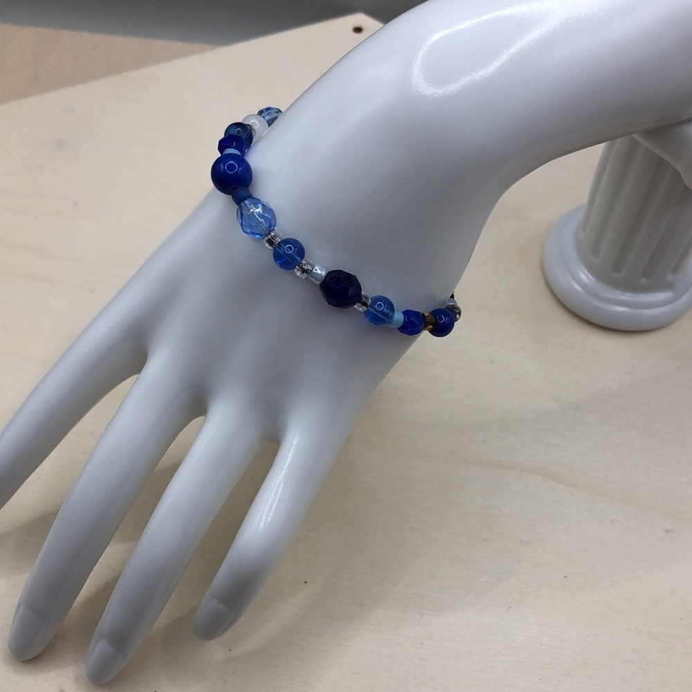 Vintage artisan sterling silver, glass and stone beads boho minimalist bracelet
